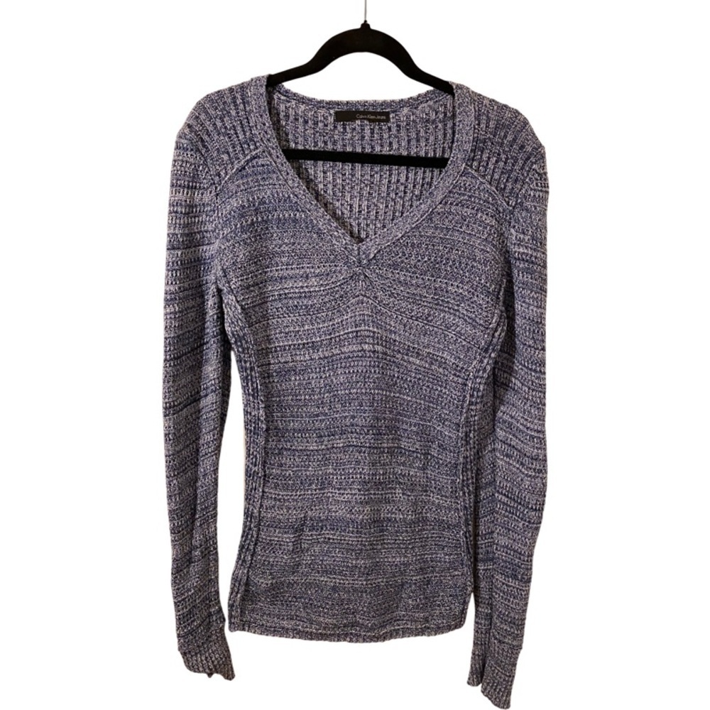Calvin Klein Jeans v neck, long sleeve sweater. Size L. Blue and white.